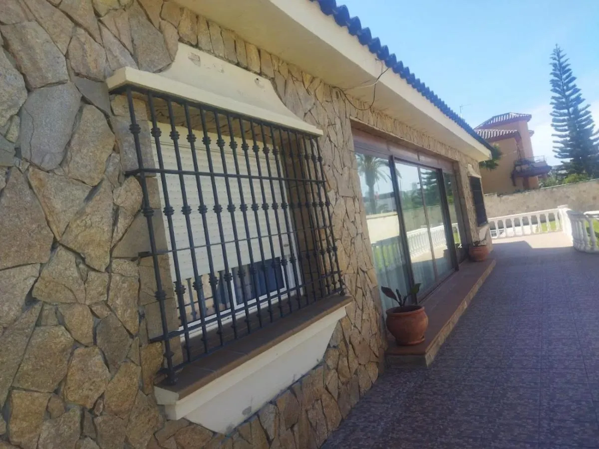 Chalet Con Encanto Y Piscina Chiclana de la Frontera Villa
